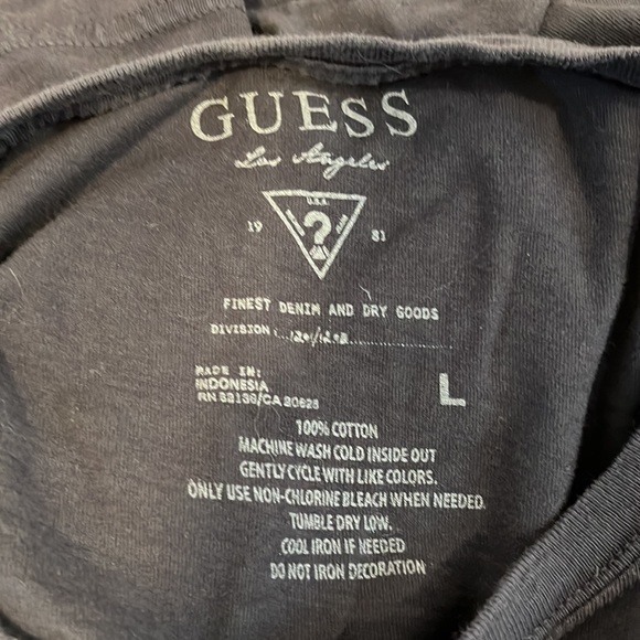Guess | Cropped Branded Tee Shirt - Picture 12 of 12